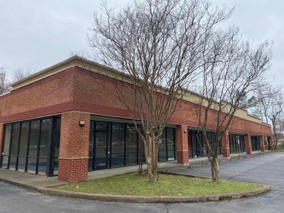 <strong data-stringify-type="bold">The commercial strip center at 6165 Stage Road in Bartlett that sat dormant for several years will have a new tenant later this year.</strong> (Michael Waddell/Special to The Daily Memphian file)