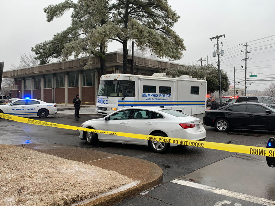 <strong>The Memphis Police Mobile Command Post responded to the officer-involved shooting at the Poplar-White Station Library in East Memphis on Feb. 2.</strong> (Rob Moore/The Daily Memphian)