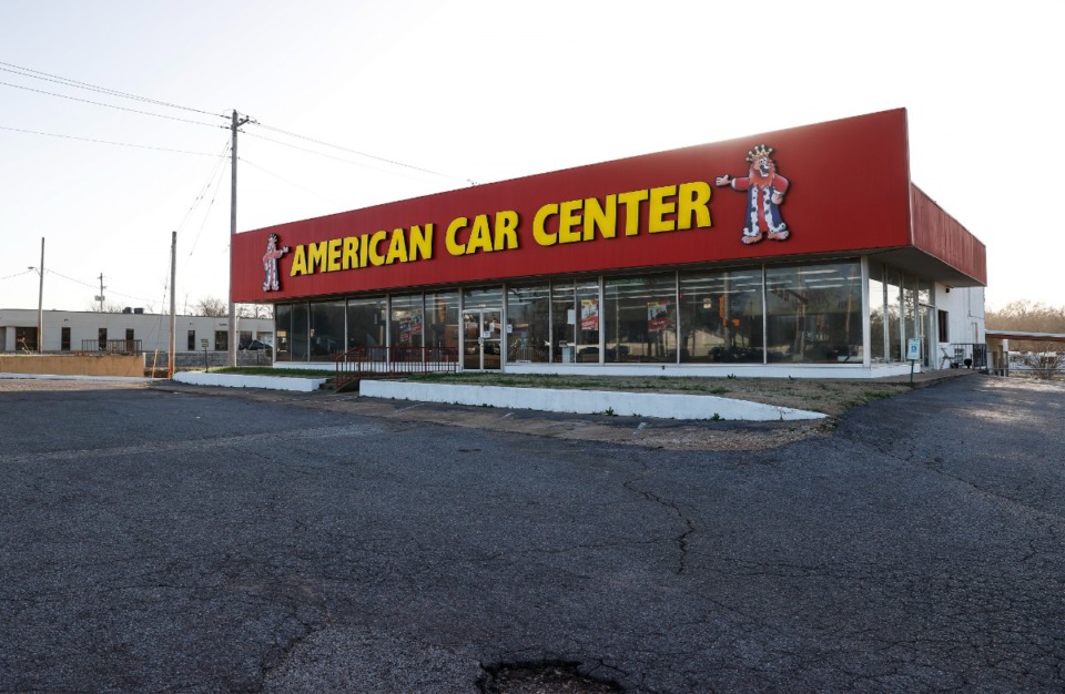 <strong>The lot stands empty at American Car Center, 3311 Elvis Presley Blvd., on Monday, Feb. 27, 2023.</strong> (Mark Weber/The Daily Memphian)