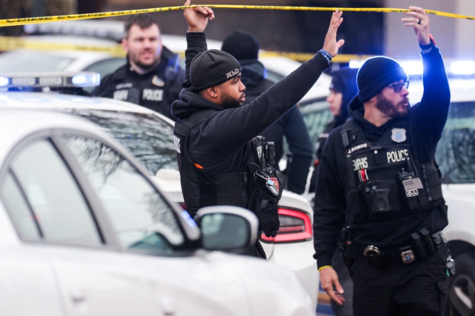 <strong>Officers stop traffic while working the scene of an officer involved shooting Feb. 2, 2023.</strong> (Patrick Lantrip/The Daily Memphian file)