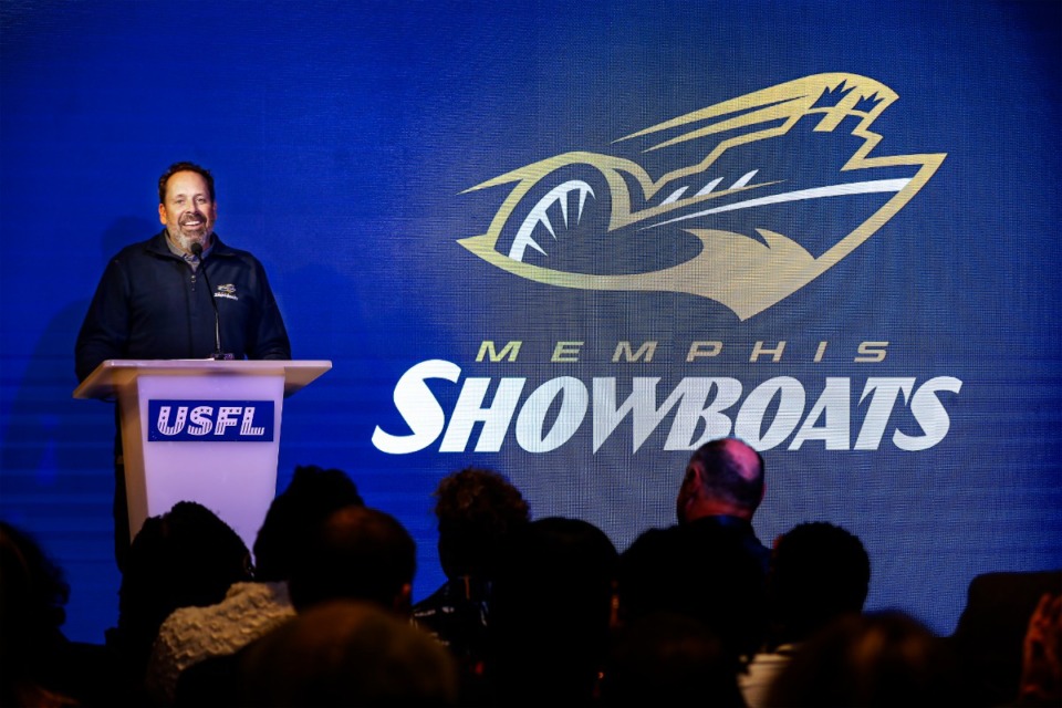 <strong>Memphis Showboats head coach Todd Haley (right) attends a press conference announcing the team&rsquo;s return to the USFL on Tuesday, Nov. 15, 2022</strong>. (Mark Weber/Daily Memphian file)