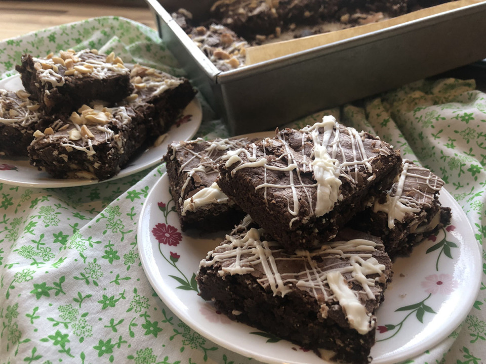 <strong>Muddy&rsquo;s Bake Shop owner Kat Gordon shares the recipe for the shop&rsquo;s Therapy Brownies.</strong> (Courtesy Muddy&rsquo;s Bake Shop)