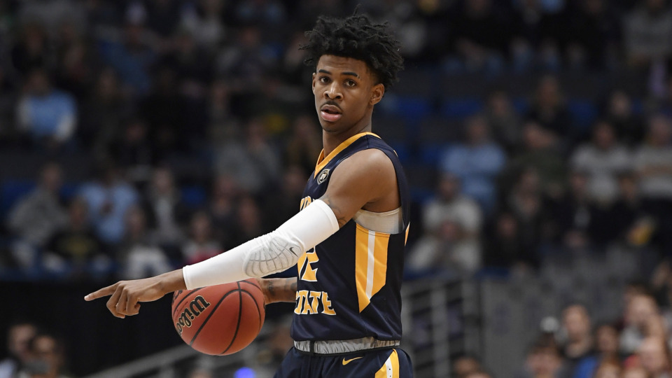 <strong>Murray State point guard Ja Morant (12) is one of the likely contenders for the Grizzlies' No. 2 draft pick. Morant, at 6&rsquo;3&rdquo;, averaged 25 points, 6 rebounds, and 10 assists as a 19-year-old at Murray State.&nbsp;</strong>(AP Photo/Jessica Hill)