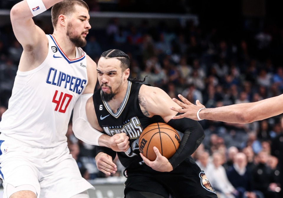 <strong>Memphis Grizzlies guard Dillon Brooks (right) drives the lane against Los Angeles Clippers&rsquo; Ivica Zubac (left) on Friday, March 31, 2023.</strong> (Mark Weber/The Daily Memphian)