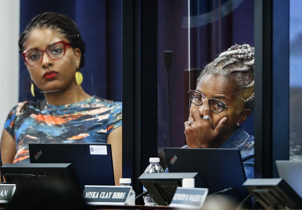 <strong>Memphis-Shelby County Schools board members Sheleah Harris (left) and Joyce Dorse Coleman (right) during a special meeting on Wednesday, July 12, 2022. Harris has replaced Althea Greene the hunt for a new superintendent.</strong> (Mark Weber/The Daily Memphian file)