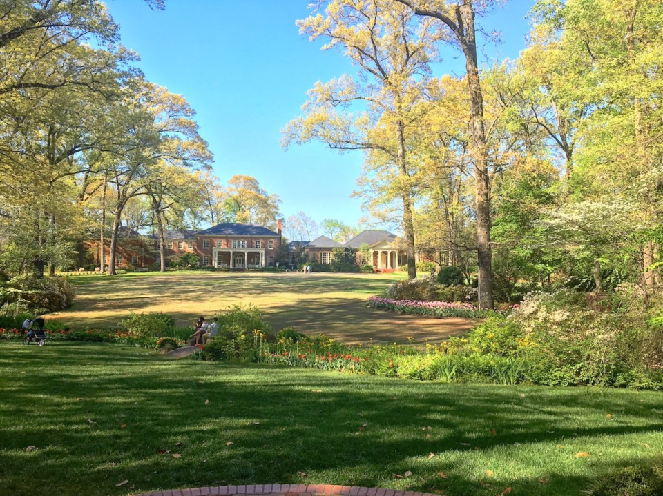 <strong>The Dixon Gallery &amp; Gardens will host the Memphis Symphony Orchestra Big Band for a performance on the South Lawn on Mother&rsquo;s Day 2023.</strong> (Daily Memphian file)