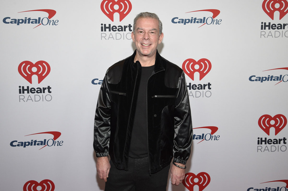 <strong>iHeartMedia has moved 101.9 KISS FM&rsquo;s&nbsp;adult contemporary station, featuring Elvis Duran, into the 102.7 signal slot and rebranded it as 102.7 KISS FM after&nbsp;Audacy announced it will sunset FM 100 this summer.</strong> (Evan Agostini/Invision/AP file)