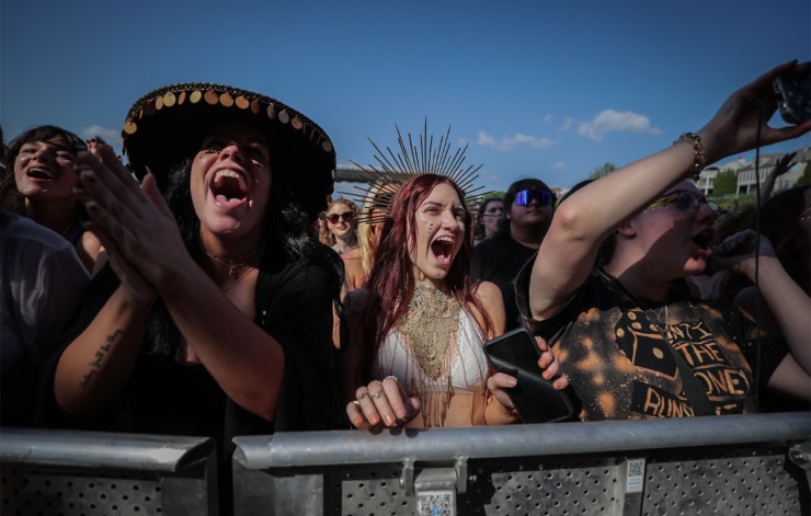 <strong>Fans listen to Mac Saturn at the Beale Street Music Festival, Saturday, May 6, 2023.</strong> (Patrick Lantrip/The Daily Memphian)