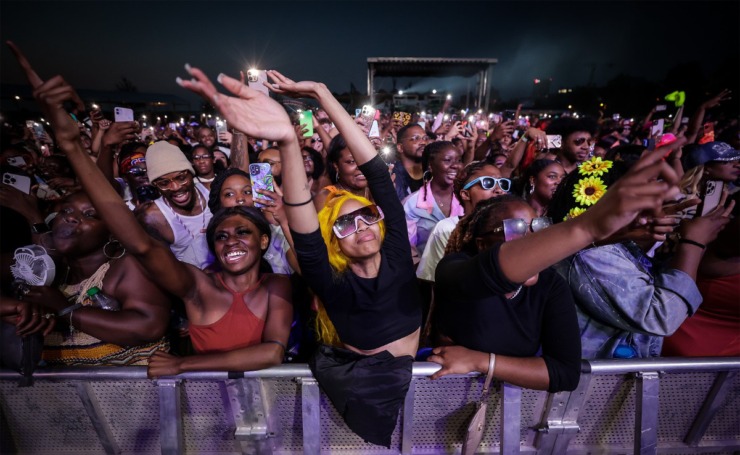<strong>Fans sway to GloRilla at the Beale Street Music Festival at Tom Lee Park, May 6 , 2023.</strong> (Patrick Lantrip/The Daily Memphian)