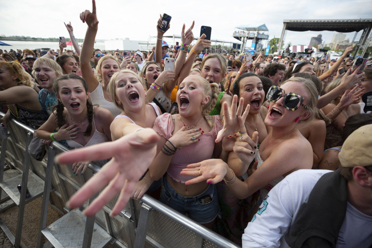 <strong>Andy Grammer at Beale Street Music Festival in Tom Lee Park on Sunday, May 7, 2023.</strong> (Ziggy Mack/Special to. The Daily Memphian)