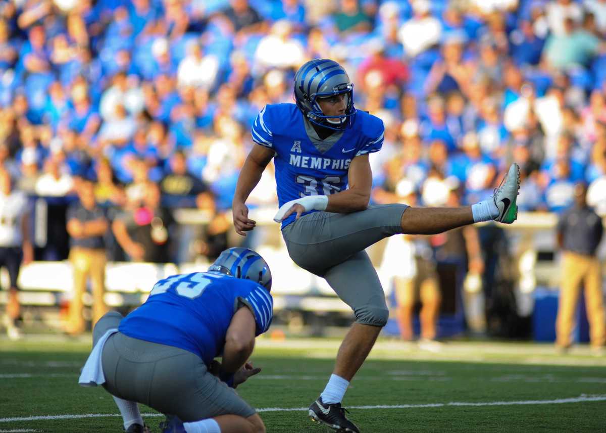 Vikings Sign UDFA Kicker Riley Patterson, Memphis 