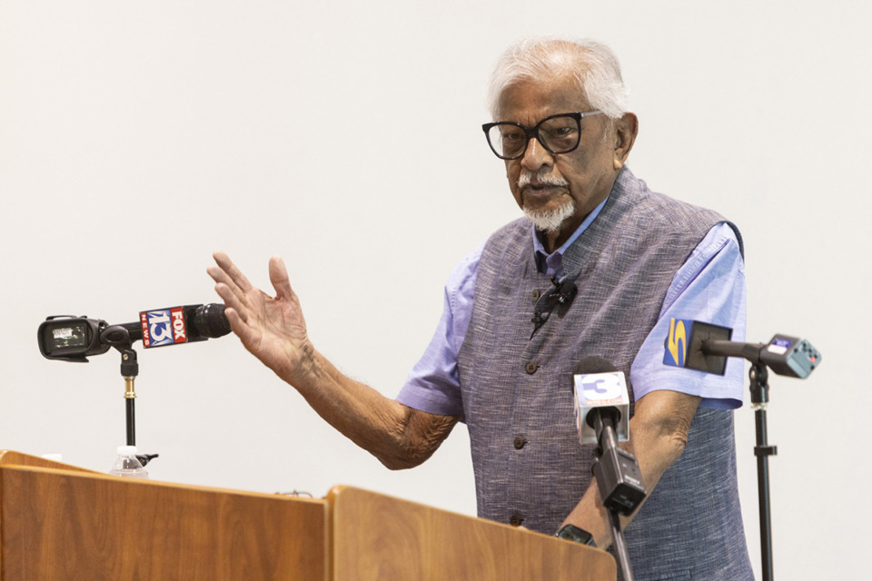 <strong>Arun Gandhi, grandson of M.K. Gandhi, speaks Sept. 15, 2022, at Benjamin L. Hooks Central Library. The presentation centered on what nonviolence is, why it is the only hope for civilization to survive and how it can be practiced.</strong> (Brad Vest/Special to The Daily Memphian)