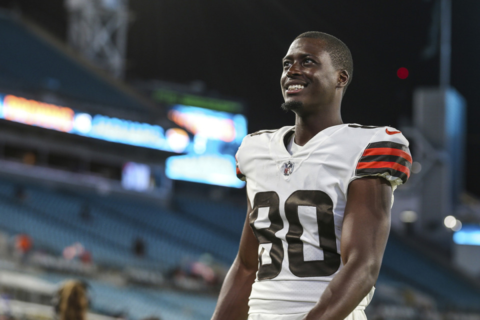 <strong>Cleveland Browns wide receiver Derrick Dillon (80) walks off the field at the end of an NFL preseason football game against the Jacksonville Jaguars, Friday, Aug. 12, 2022. Dillon now plays for USFL team the Memphis Showboats.</strong> (Gary McCullough/AP Photo file)