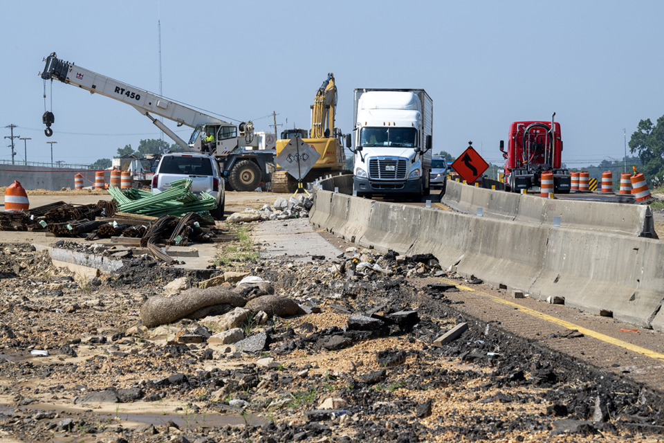 <strong>Construction of the I-55 interchange will close the Mississippi River bridge Friday, June 9, at 8 p.m. until Monday, June 12, at 6 a.m.</strong> (Greg Campbell/Special for The Daily Memphian)