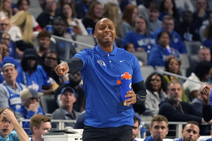 Memphis head coach Penny Hardaway points from the sidelines during the first half against Houston in the finals of the American Athletic Conference Tournament Sunday, March 12, 2023, in Fort Worth, Texas. (AP Photo/LM Otero)