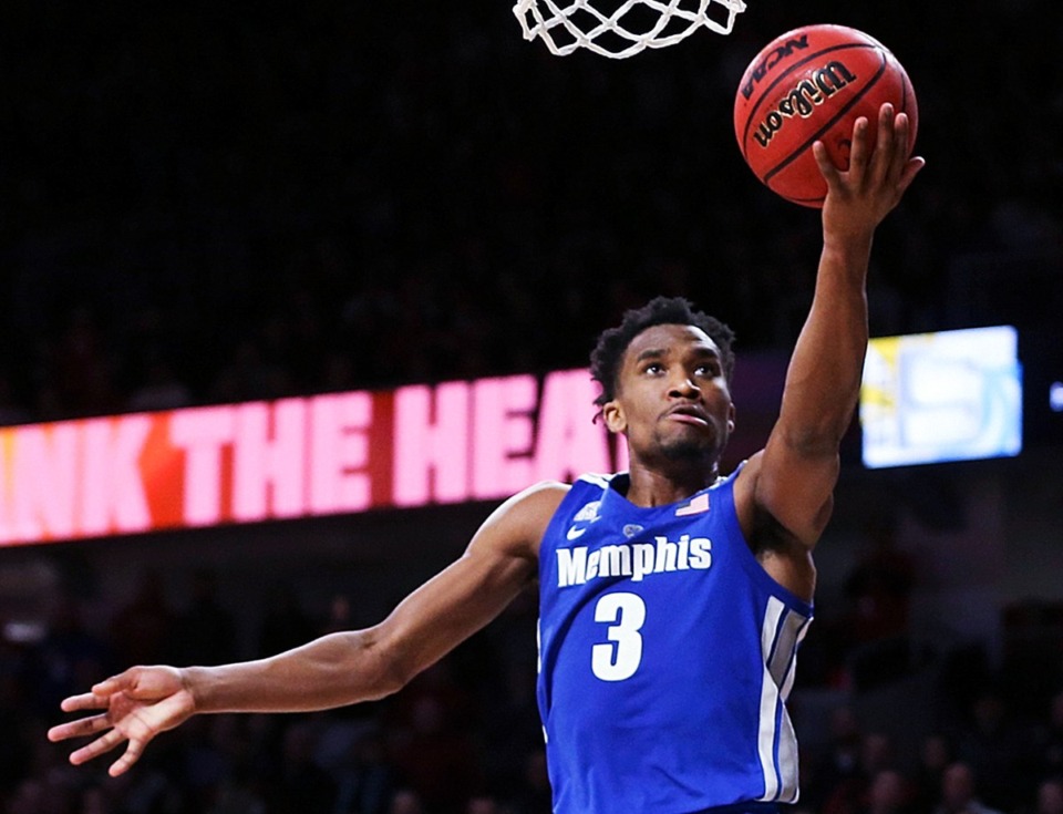 <strong>Jeremiah Martin (3) makes a lay up during the game against the Memphis Tigers and the Cincinnati Bearcats on March 2nd 2019, at Fifth Third Arena in Cincinnati, OH.</strong> (Photo by Ian Johnson/Icon Sportswire) (Icon Sportswire via AP Images)