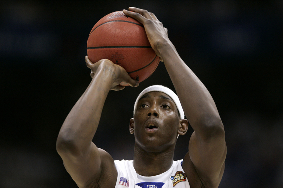 <strong>Memphis' Robert Dozier, No. 2, takes a foul shot during the championship game at the NCAA college basketball Final Four Monday, April 7, 2008, in San Antonio. Dozier will return to Memphis to play in the Big3.</strong> (Mark Humphrey/AP file)
