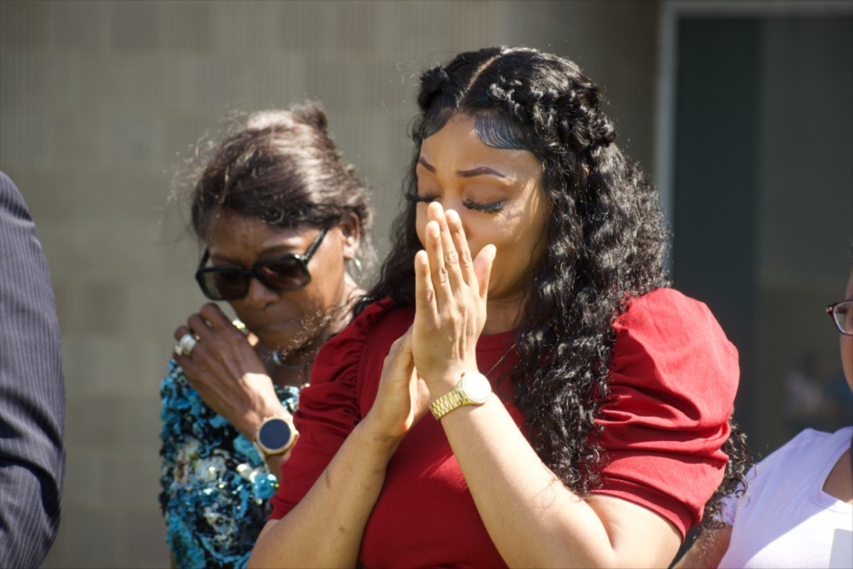 <div dir="ltr"><strong>Charlotte Haggett, mother of Jarveon Hudspeth, speaks about her son through tears Thursday, June 29.&nbsp;</strong><strong>&ldquo;That was my baby,&rdquo; she said.</strong> (Julia Baker/The Daily Memphian)</div>