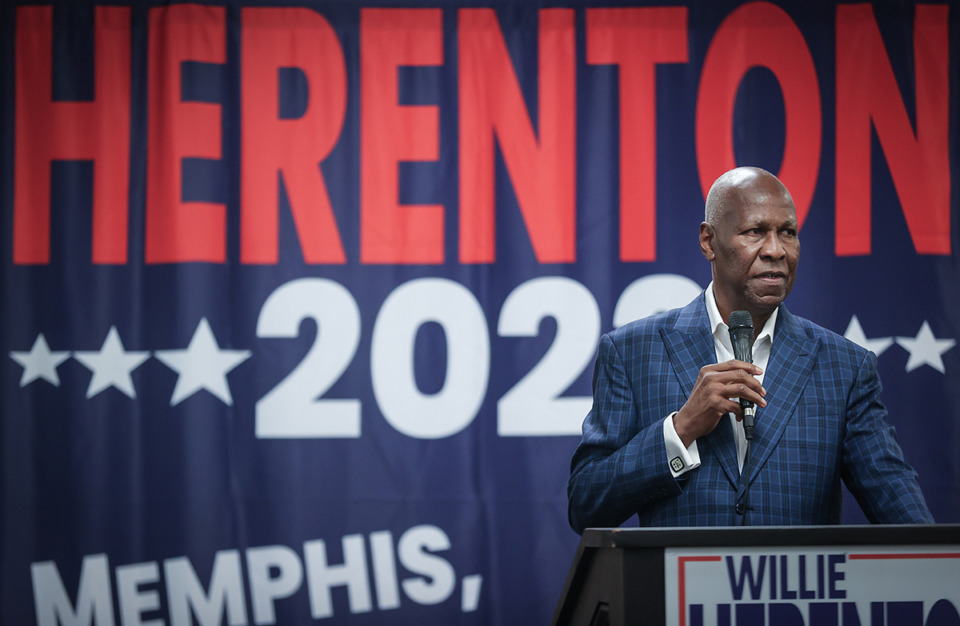 <strong>Willie Herenton talks to a crowd at the opening of his campaign headquarters in the Southgate Shopping Center July 15.</strong> (Patrick Lantrip/The Daily Memphian)