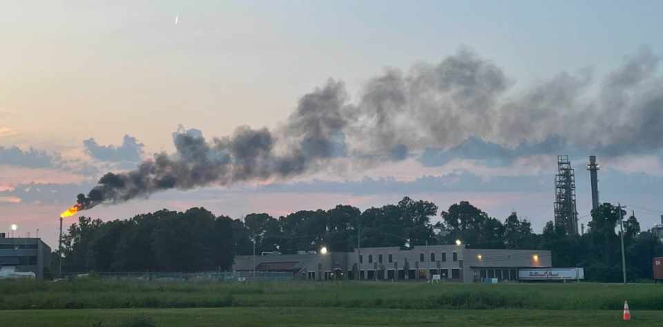 <strong>Refineries like Valero use flaring to burn excess material that can&rsquo;t be recovered or recycled.</strong> (Sam Hardiman/The Daily Memphian)