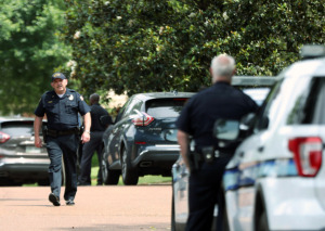 <strong>Collierville police respond to an officer-involved shooting on the north side of town Monday, June 3, 2019. The fatal shooting of David Hoal was the first officer-involved death in Collierville since 1989.</strong> (Patrick Lantrip/Daily Memphian.)