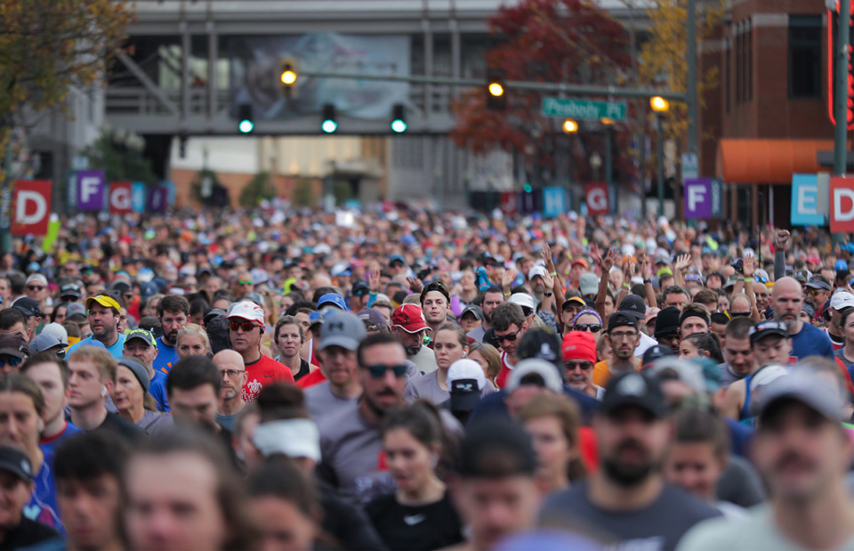 <strong>Volunteer registration is open for the 2023 St. Jude Memphis Marathon Weekend scheduled for Thursday, Nov. 30 through Saturday, Dec. 2. Roughly 20,000 people participated in the 2022 marathon last December.</strong> (Patrick Lantrip/The Daily Memphian file)