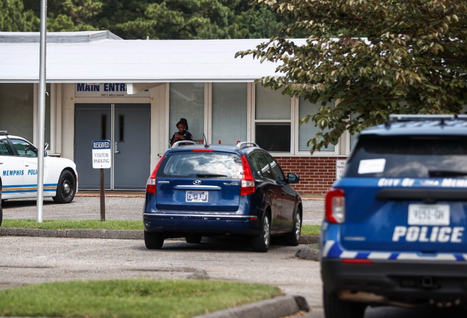 <strong>Memphis Police officers at the scene of a shooting at Margolin Hebrew School on Monday, July 31, 2023 in Memphis.</strong> (Mark Weber/The Daily Memphian)