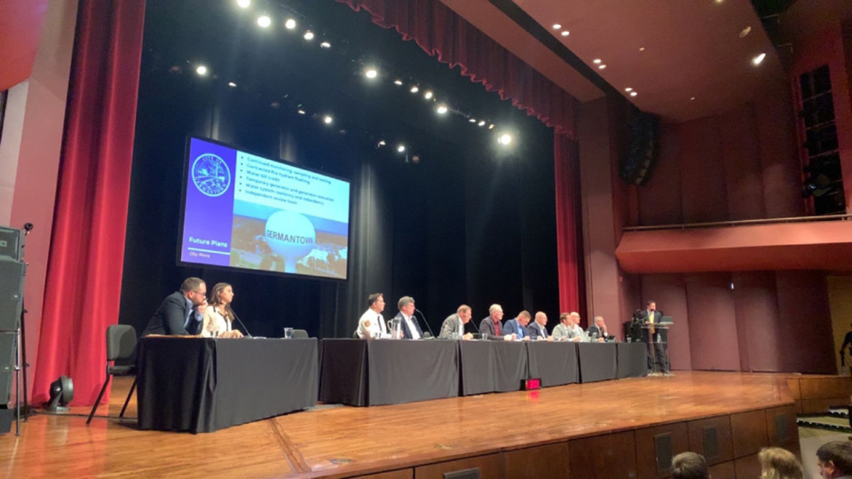 <strong>City leaders and water experts answered questions from residents at a town hall at the Germantown Performing Arts Center Thursday.</strong> (Abigail Warren/The Daily Memphian)