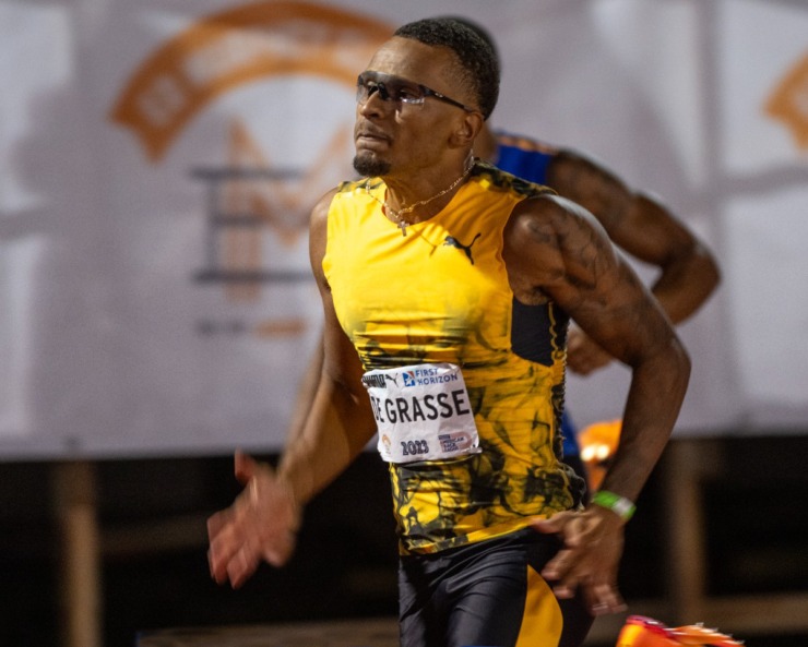 <strong>Canadian Olympian Andre DeGrasse pulls ahead of the field in the last 25 meters to win the men's professional 200-meter race in 20.19 at the Ed Murphy Classic on Friday, Aug. 4, 2023, at Rhodes College.</strong> (Greg Campbell/Special to The Daily Memphian)