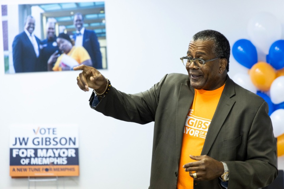 <strong>Mayoral contender J.W. Gibson speaks to a crowd of supporters during the grand opening of his campaign headquarters at 6635 Quince Rd. on Saturday, Aug. 5, 2023</strong>. (Brad Vest/Special to The Daily Memphian)