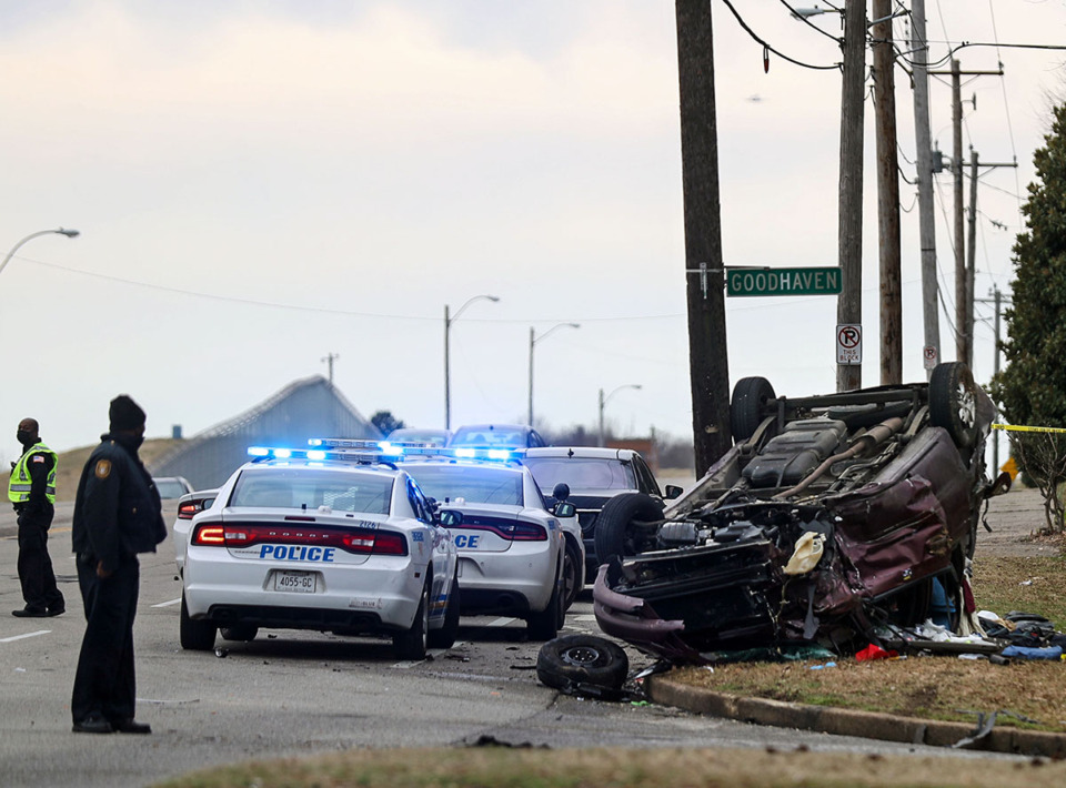 <strong>The Memphis Police Department presented data to the City Council on Tuesday, Aug. 8, detailing where the most car accidents have occurred this year. Memphis Police officers direct traffic around the scene of a fatal car crash near Memphis International Airport in 2021.</strong> (Patrick Lantrip/The Daily Memphian file)