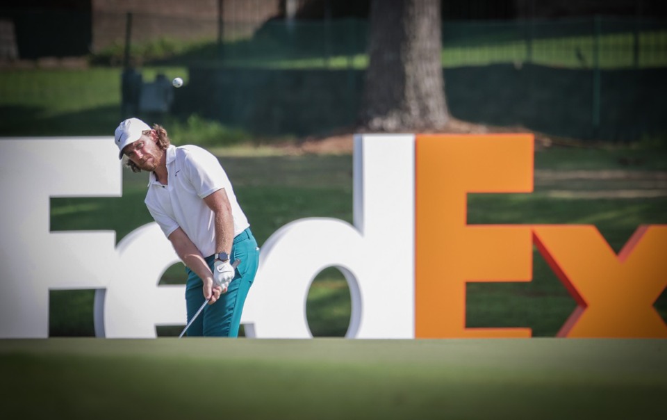 <strong>Tommy Fleetwood chips onto the 18th green during the second day of the FedEx St. Jude Championship at TPC Southwind Aug. 11, 2023.</strong> (Patrick Lantrip/The Daily Memphian)
