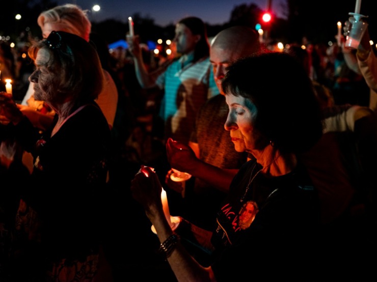 <strong>The annual Candlelight Vigil at Graceland commemorates Elvis Presley, beginning on Aug. 15 and usually lasting into the early hours of Aug. 16, the anniversary of his death.</strong>&nbsp;(Brad Vest/Special to The Daily Memphian)