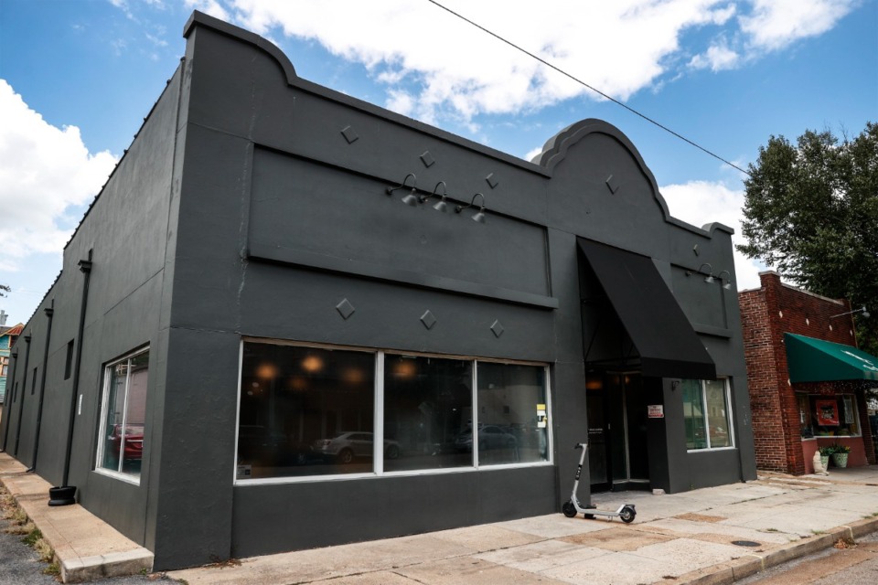 <strong><span style="&lsquo;font-size: 11.0pt;"><span style="color: #000000;">Owner Kate Ashby said Public Bistro was born out of Knifebird&rsquo;s customers wanting more food options as well as her own desire to get back to her restaurant roots</span></span>.</strong> (Mark Weber/The Daily Memphian)