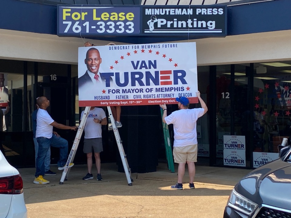 <strong>Memphis mayoral contender Van Turner opened his campaign headquarters Saturday, Aug. 19, in East Memphis.</strong> (Bill Dries/The Daily Memphian)