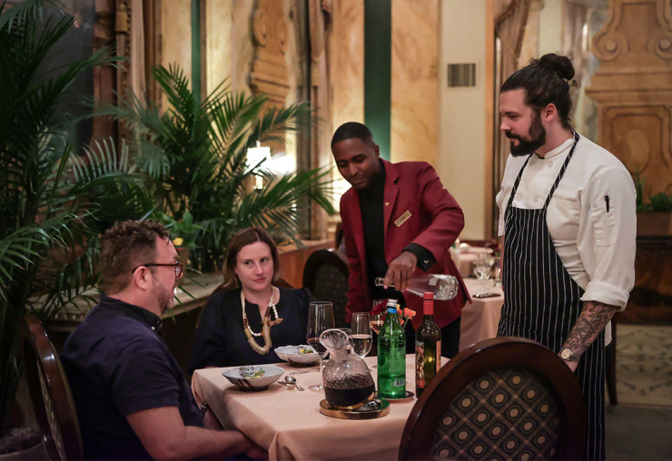 <strong>Chef Keith Clinton talks to guests at Chez Philippe Aug. 17.</strong> (Patrick Lantrip/The Daily Memphian)