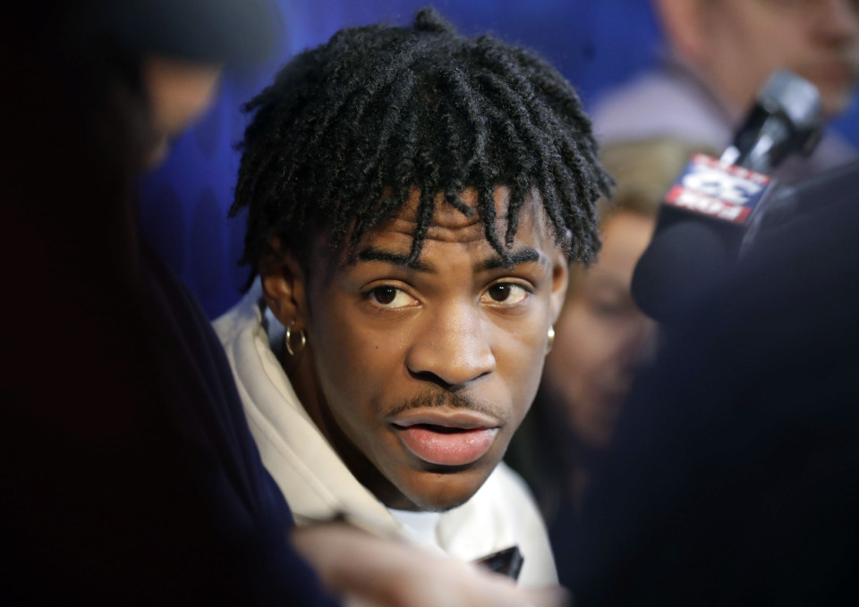 <span><strong>Ja Morant from Murray State, speaks with the media at the NBA draft basketball combine day one in Chicago, Thursday, May. 16, 2019.</strong> (AP Photo/Nam Y. Huh)</span>