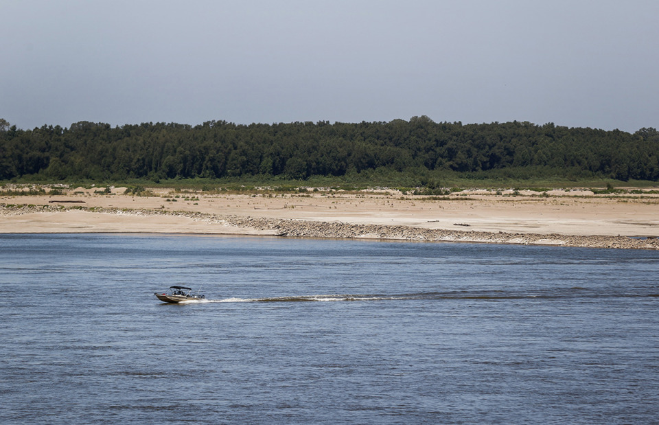 <strong>The waters of the Mississippi River were low on Sept. 15.</strong> (Mark Weber/The Daily Memphian)