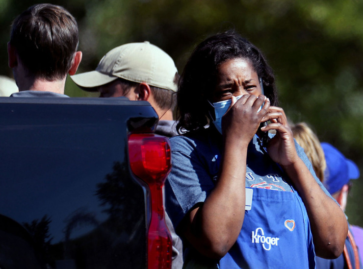 <strong>Survivors of a mass shooting at a Kroger in Collierville at the crime scene Sept. 23, 2021.</strong> (Patrick Lantrip/The Daily Memphian file)