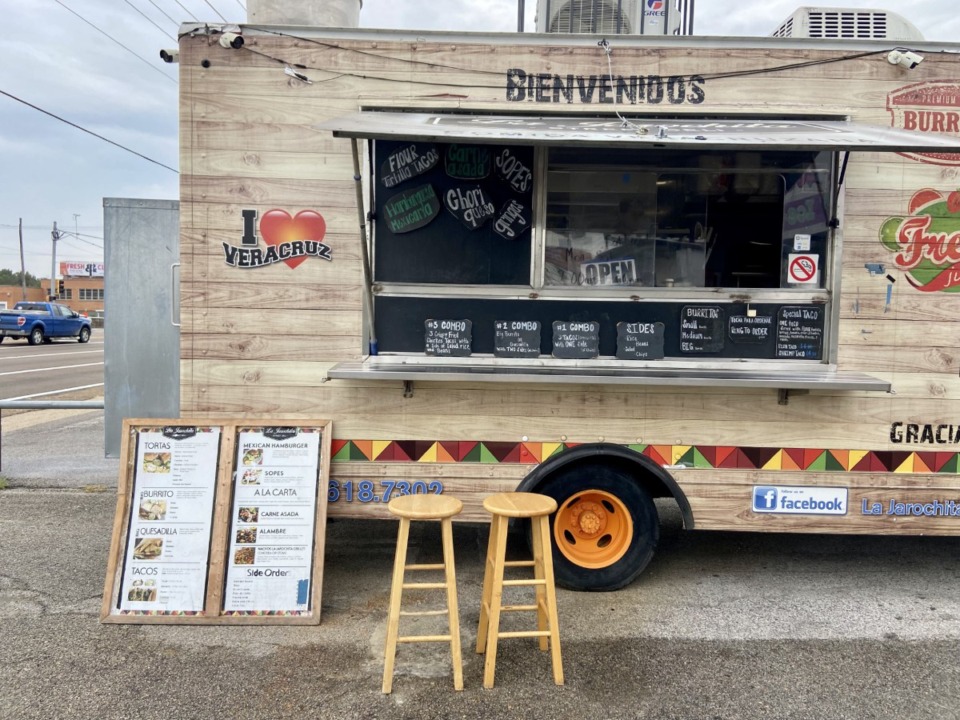 <strong>Tacos Los Jarochos exists in two parts: a brick-and-mortar Mexican paleteria and a food truck (pictured) with savory Veracruzana cuisine.</strong> (Josh Carlucci/The Daily Memphian)