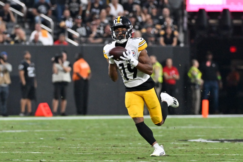 <strong>Pittsburgh Steelers wide receiver Calvin Austin III (19) makes a touchdown catch during the first half of an NFL football game against the Las Vegas Raiders Sunday, Sept. 24, 2023, in Las Vegas.</strong> (AP Photo/David Becker)