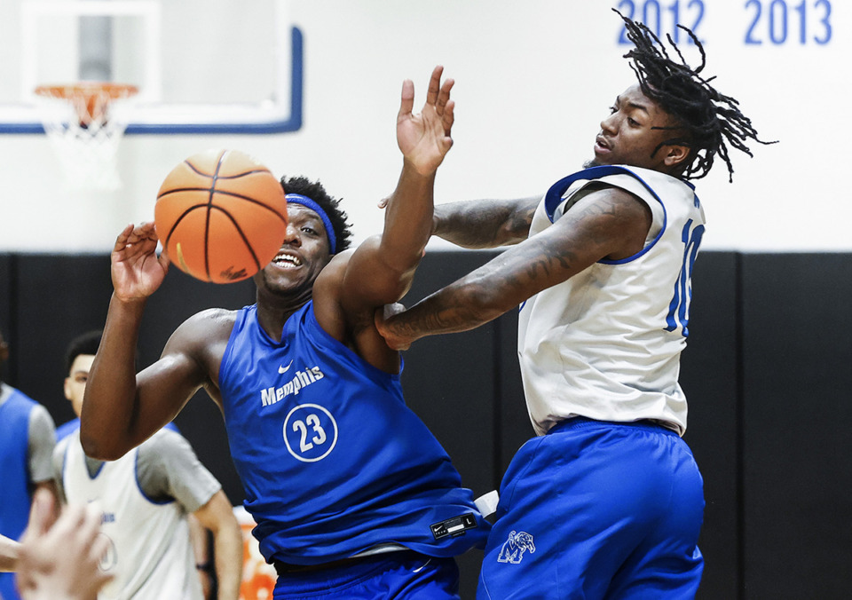 <strong>&ldquo;At the end of the day, my trust in Penny, my faith in him, is all that matters,&rdquo; University of Memphis center Malcolm Dandridge said. Dandridge (left) battles defender Jaykwon Walton (right) during practice on Wednesday, Sept. 27, 2023.</strong> (Mark Weber/The Daily Memphian)