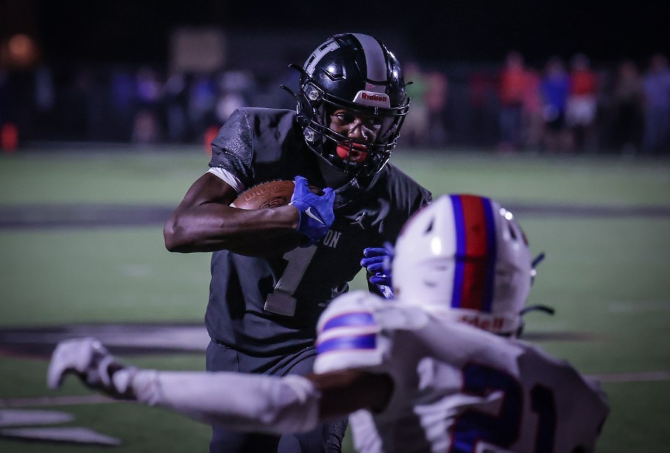 <strong>Houston receiver Andre Allen (1) prepares to go through a defender on the way to a touchdown during the Sept. 29, 2023, game against Bartlett.</strong> (Patrick Lantrip/The Daily Memphian)