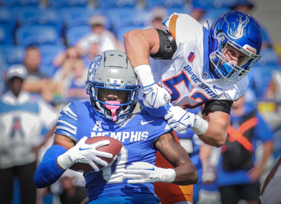 <strong>University of Memphis receiver Demeer Blankumsee (0) hauls in a catch during a Sept. 30, 2023 game against the Boise State Broncos. The Tigers won 35-32 before an announced crowd of 30,364 at Simmons Bank Liberty Stadium.</strong>&nbsp;(Patrick Lantrip/The Daily Memphian)