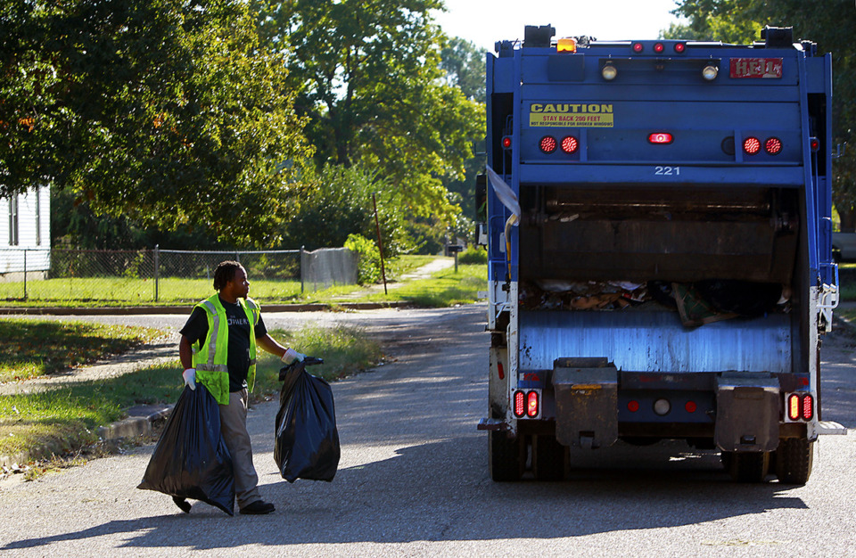 <strong>Horn Lake is switching from&nbsp;Waste Connections to&nbsp;Arrow Disposal Service Inc., or ADSI, for the city&rsquo;s garbage collection provider.</strong> (The Daily Memphian file)