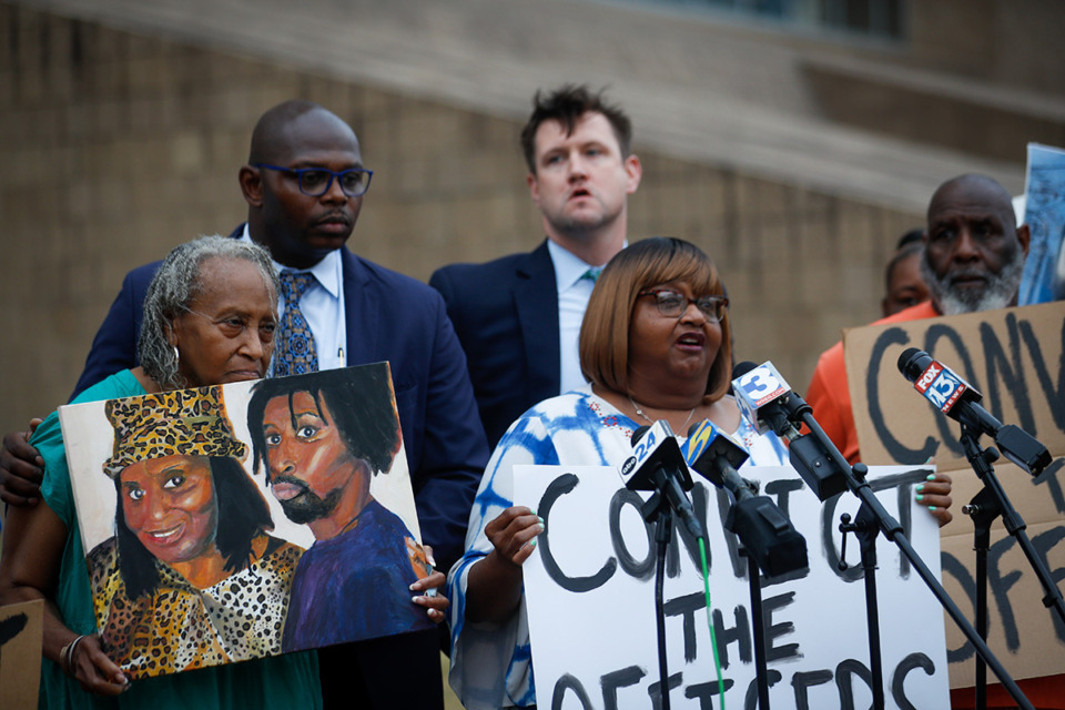 <strong>Family members of Marcus Donald speak about his death Wednesday, Oct. 4, 2023. Donald was killed by a cellmate in November 2022 while waiting to be released from jail.</strong> (Aarron Fleming/The Daily Memphian)