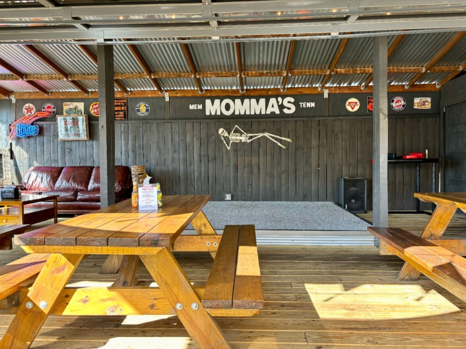 <strong>Momma&rsquo;s patio.</strong>&nbsp;(Joshua Carlucci/Special to The Daily Memphian)