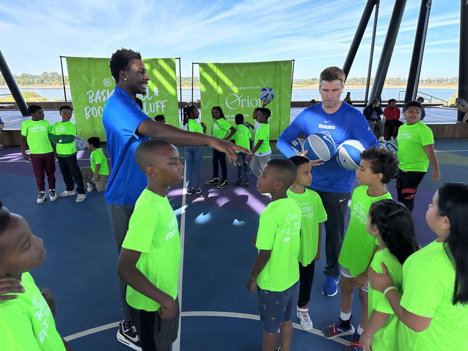 <strong>Kids participated in Coaching for Literacy&rsquo;s (in conjunction with Bluff City Collective) Basketball and Books on the Bluff event Oct. 21.</strong> (Parth Upadhyaya/The Daily Memphian)