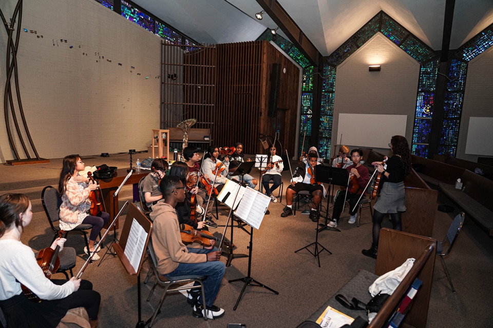 <strong>The LeMoyne-Owen College choir during recent All-West Prep Sessions for strings.</strong> (Courtesy PRIZM)
