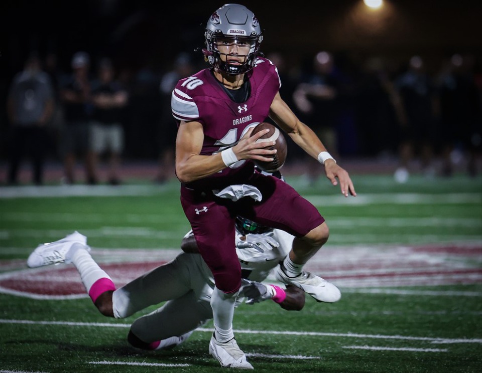 <strong>Collierville quarterback Aiden Glover (10) will lead the Dragons against unbeaten Clarksville Friday.</strong> (Patrick Lantrip/The Daily Memphian file)